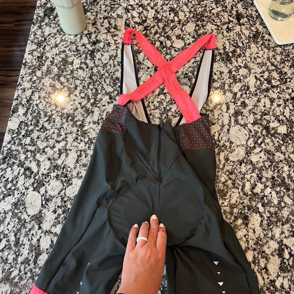 Mavi Women's Bike Bibs - Black and Pink